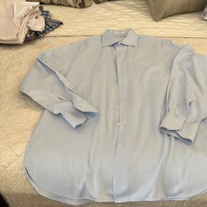 Men's light blue traditional button down shirt